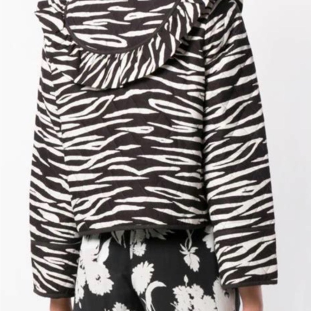 Ganni Faulkner Black & White Zebra-Print Quilted Tie-Front Jacket. EUC - Picture 3 of 7